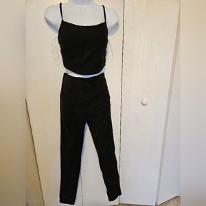 Black crop top pants set